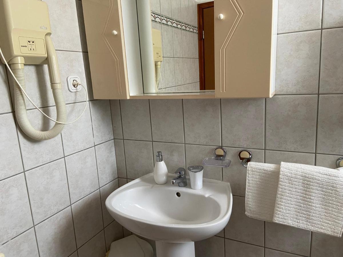 Hotel Giorgio Funtana Extérieur photo