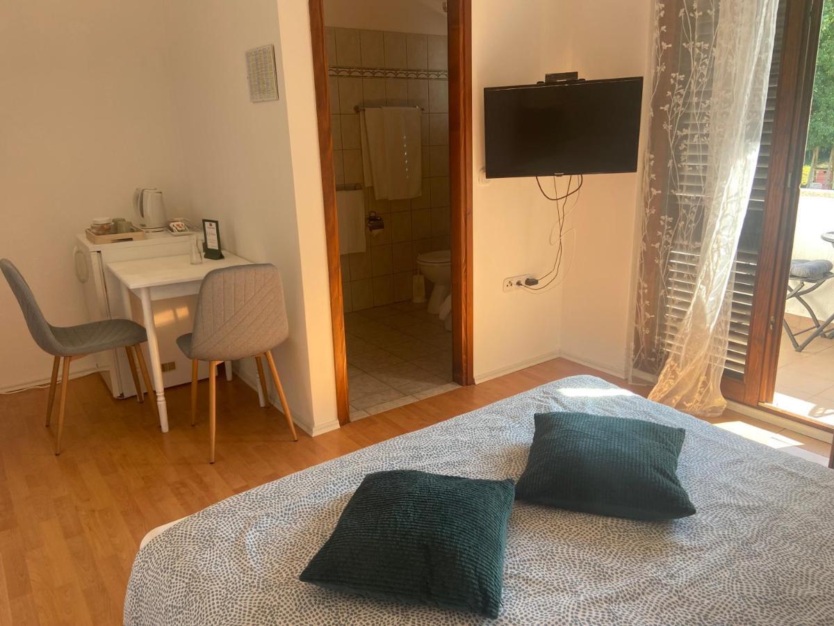 Hotel Giorgio Funtana Extérieur photo
